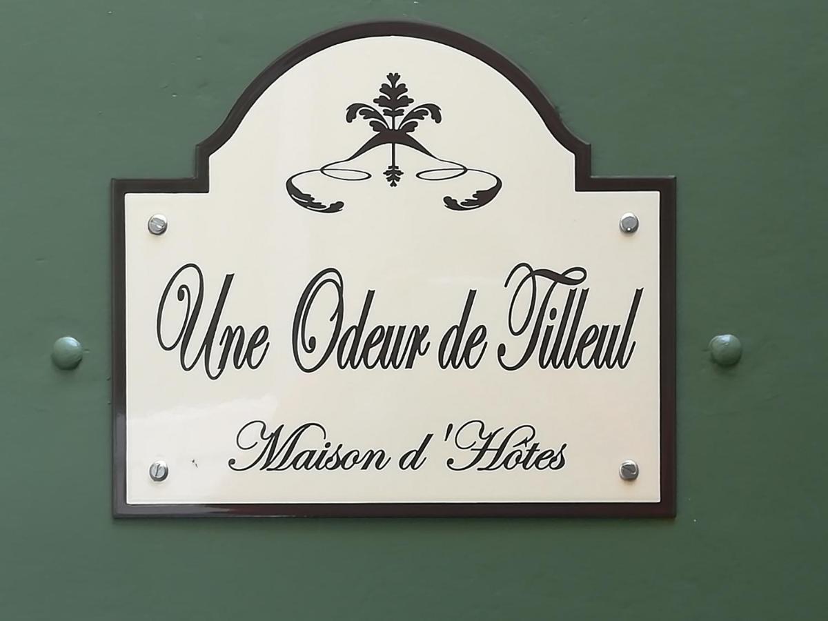 Une Odeur De Tilleul Hotel Montbrison Ngoại thất bức ảnh